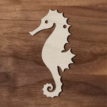 Load image into Gallery viewer, Seahorse with hole/3"-12"